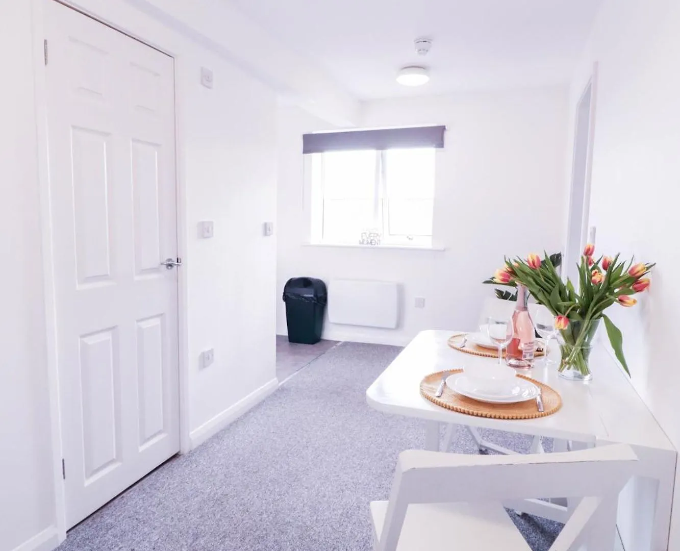 Charming Flats In Southampton Apartment